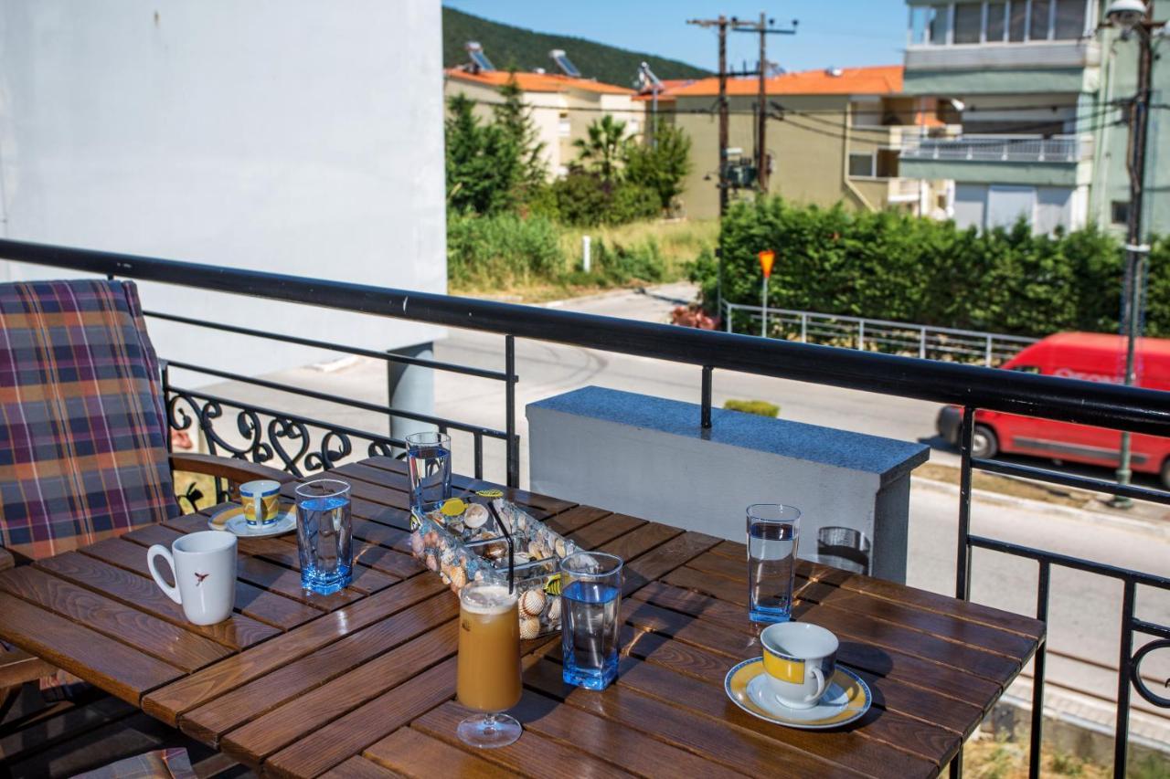 Near The Sea House Villa Nea Peramos  Exterior photo